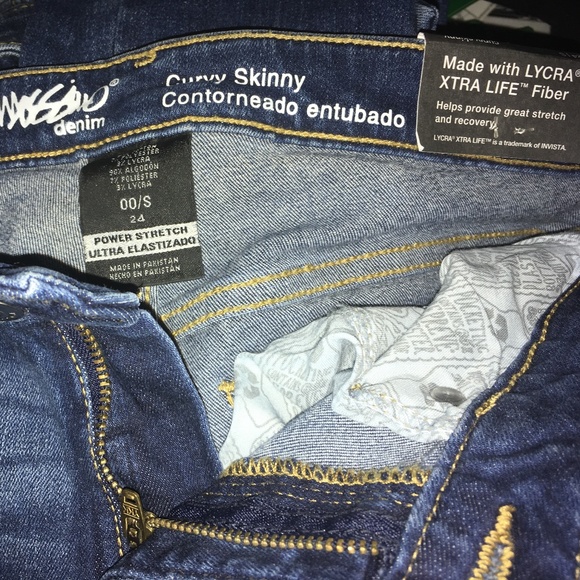 Mossimo Curvy Skinny Mid-rise, Alpha Blue Jeans - Picture 2 of 3